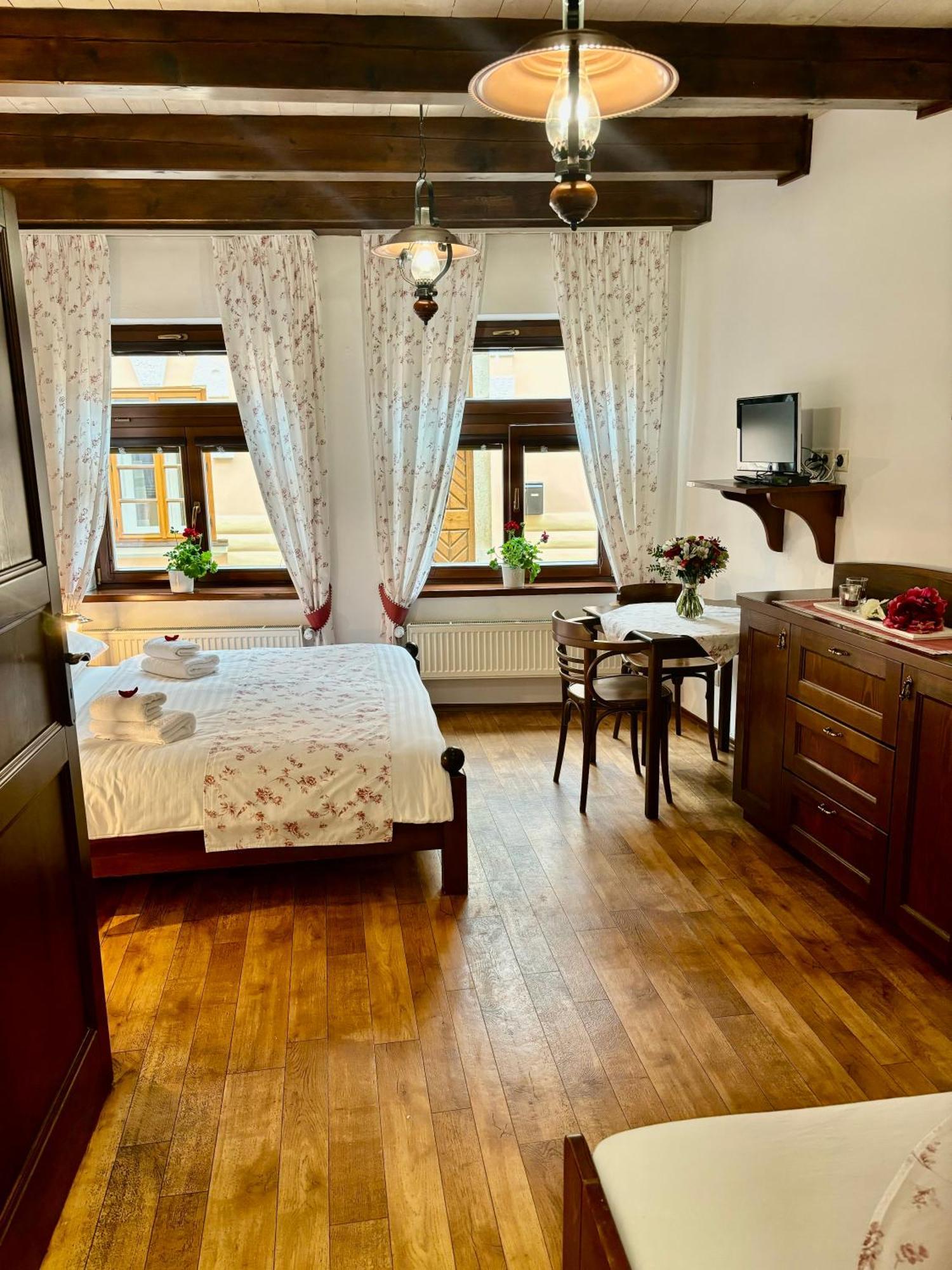 Penzion Pohadka Třeboň Exterior foto
